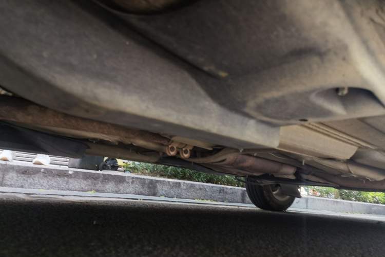 Used Volkswagen Santana 2015 1.6L Automatic Comfort Edition Chassis Front Left