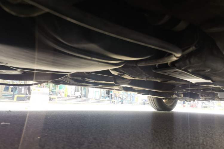 Used Volkswagen Santana 2015 1.6L Automatic Comfort Edition Chassis Rear Right