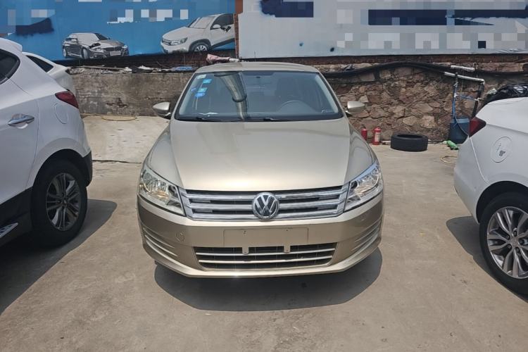 Used Volkswagen Santana 2015 1.6L Manual Fashion Edition Front