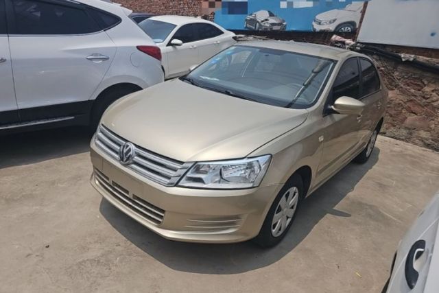Used Volkswagen Santana 2015 1.6L Manual Fashion Edition