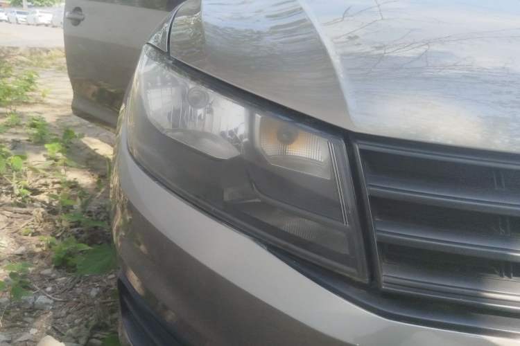 Used Volkswagen Santana 2015 Haval H6 1.6L Automatic Luxury Model Right Front Headlight