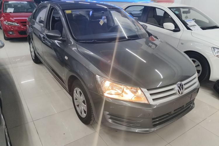 Used Volkswagen Santana 2015 1.6L Automatic Fashion Edition Exterior 2