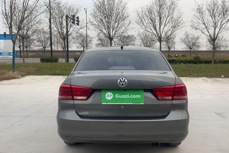 Used Volkswagen Santana 2015 1.6L Manual Comfort Edition Exterior 5