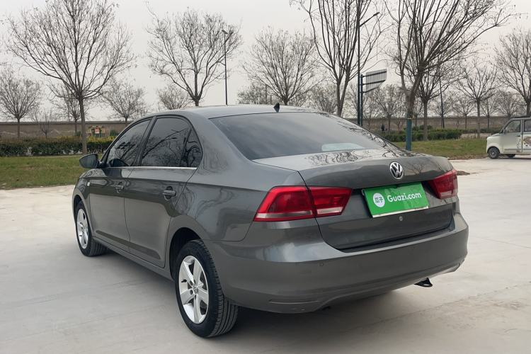 Used Volkswagen Santana 2015 1.6L Manual Comfort Edition Exterior 6