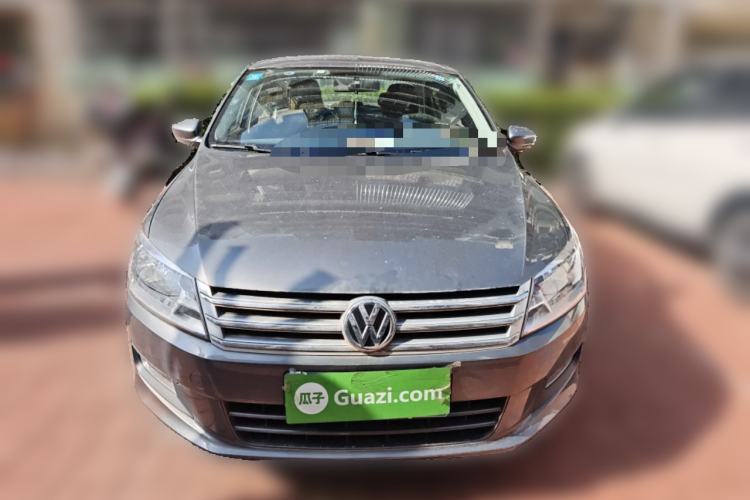 Used Volkswagen Santana 2015 1.6L Automatic Comfort Edition Front