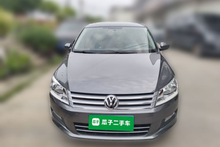 Used Volkswagen Santana 2015 1.6L Manual Comfort Edition Front