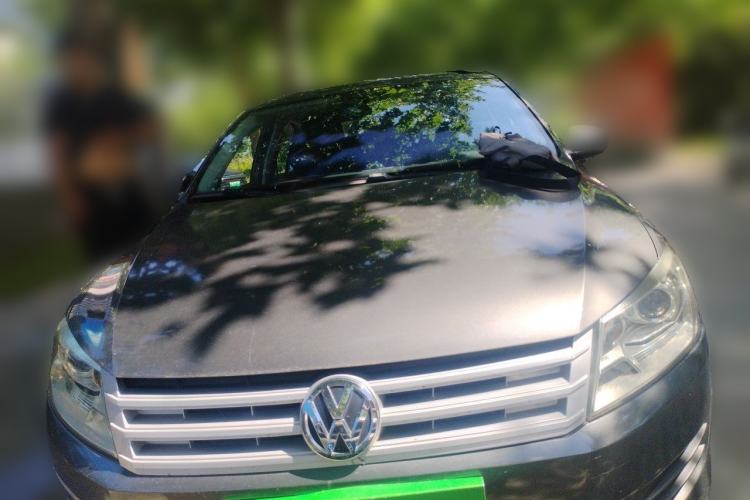 Used Volkswagen Santana 2015 1.6L Manual Fashion Edition Front