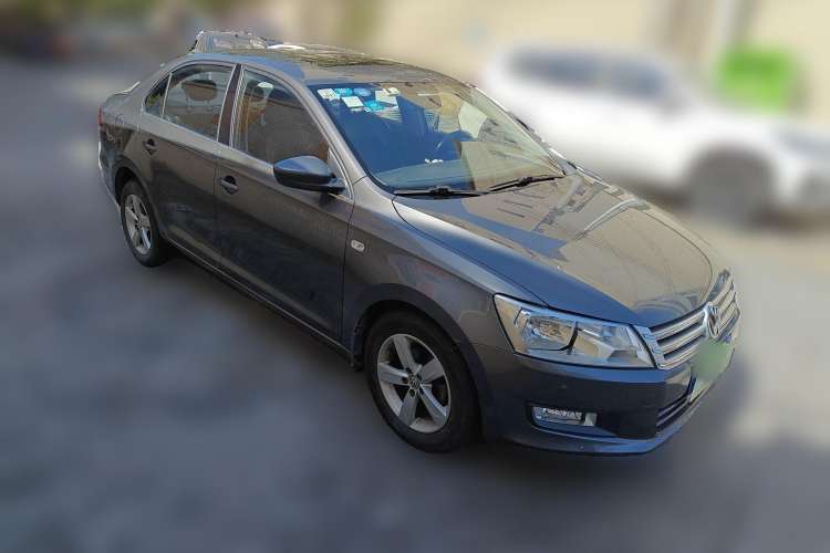 Used Volkswagen Santana 2015 1.4L Manual Comfort Edition Front Right 45 Deg