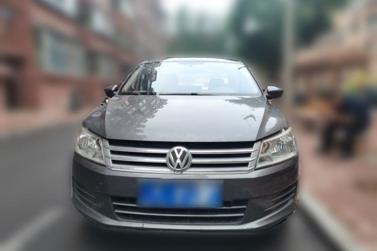 Used Volkswagen Santana 2015 1.6L Manual Fashion Edition Front