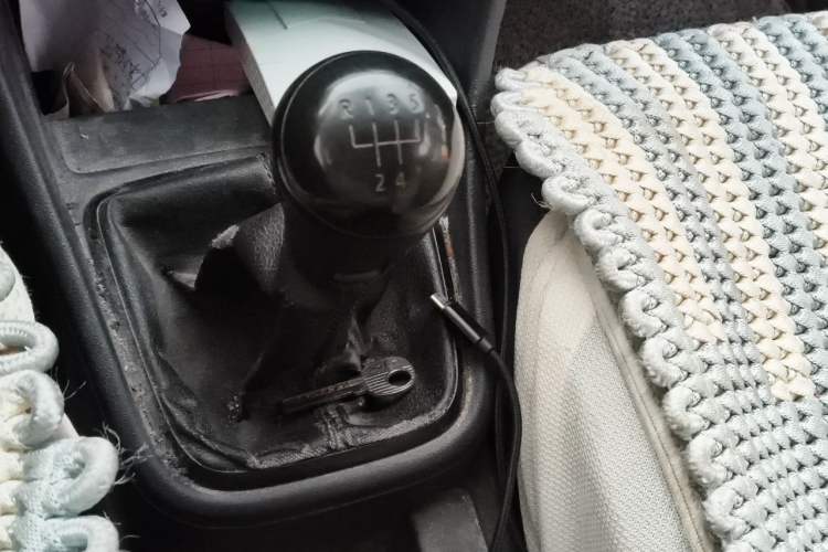 Used Volkswagen Santana 2015 1.6L Manual Fashion Edition Gear Lever