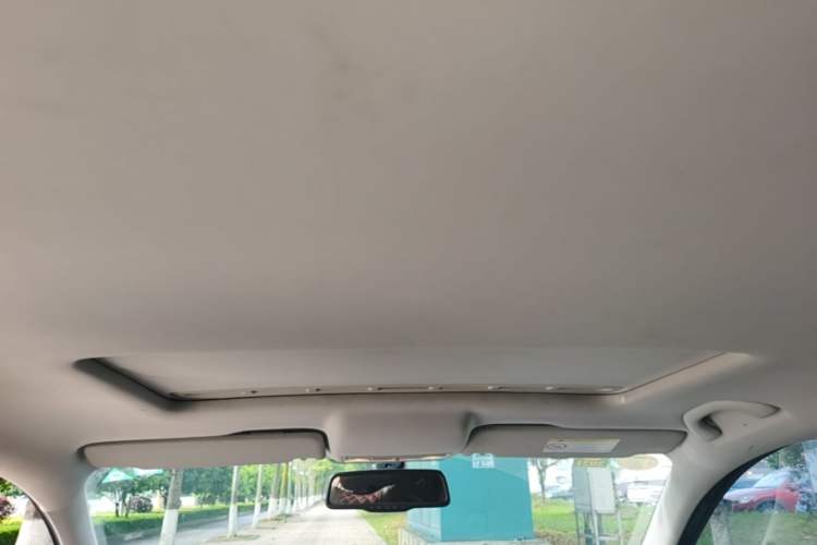 Used Volkswagen Santana 2015 1.6L Manual Comfort Edition Headliner