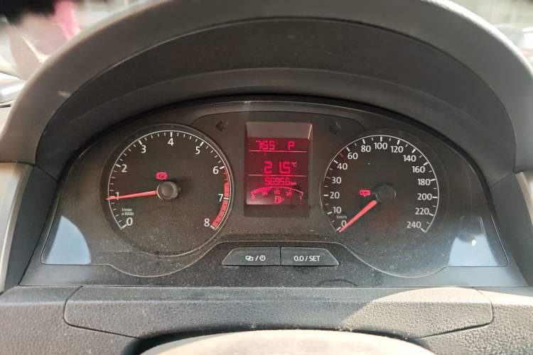 Used Volkswagen Santana 2015 1.6L Automatic Comfort Edition Instrument Cluster