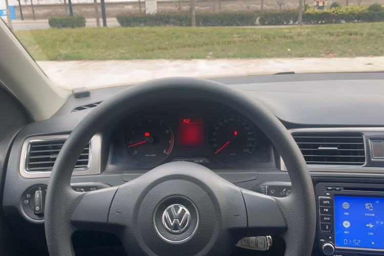 Used Volkswagen Santana 2015 1.6L Manual Comfort Edition Instrument Cluster