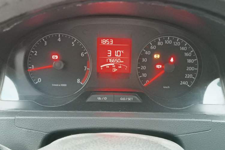 Used Volkswagen Santana 2015 1.6L Manual Fashion Edition Instrument Cluster