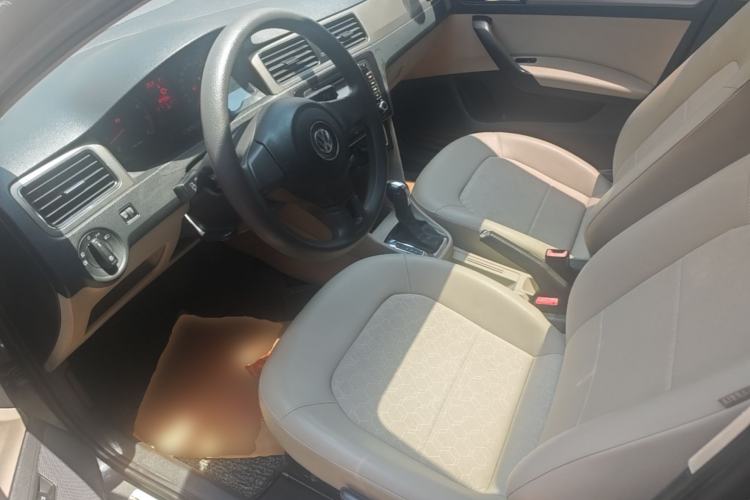 Used Volkswagen Santana 2015 1.6L Automatic Comfort Edition Left Front Seat