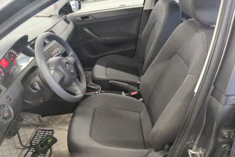 Used Volkswagen Santana 2015 1.6L Automatic Fashion Edition Left Front Seat