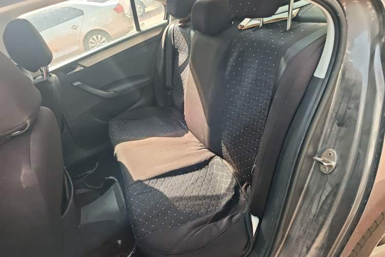 Used Volkswagen Santana 2015 1.6L Automatic Comfort Edition Left Rear Seat