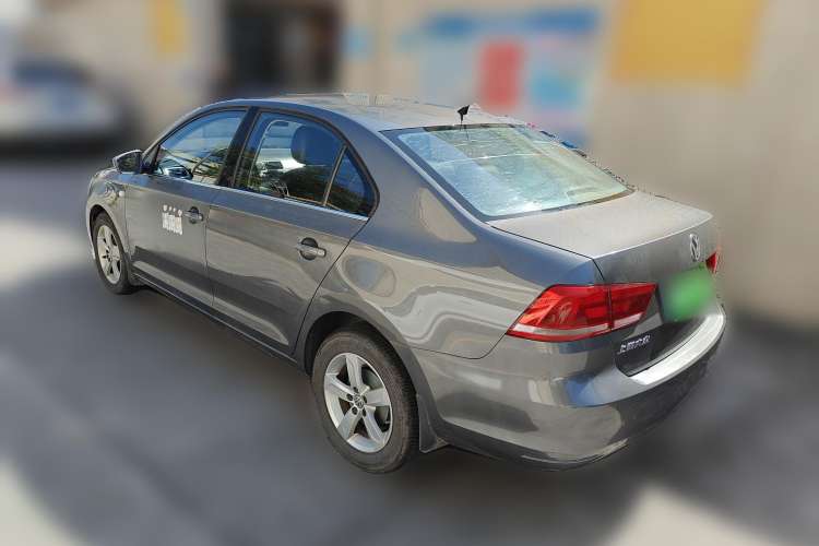 Used Volkswagen Santana 2015 1.4L Manual Comfort Edition Rear Left 45 Deg