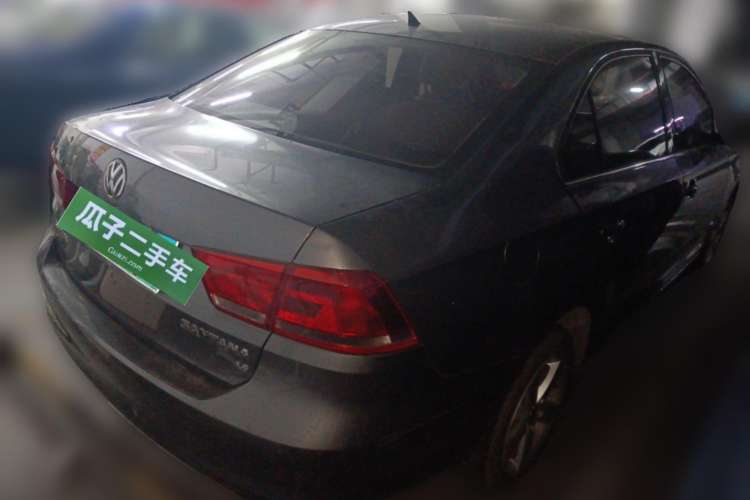Used Volkswagen Santana 2015 1.6L Automatic Comfort Edition Rear Right 45 Deg