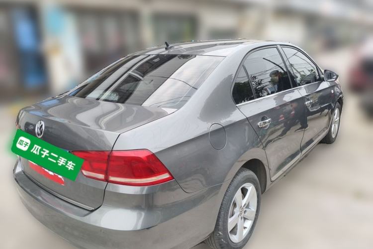 Used Volkswagen Santana 2015 1.6L Manual Comfort Edition Rear Right 45 Deg