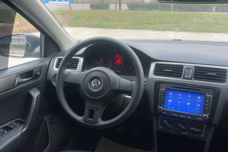Used Volkswagen Santana 2015 1.6L Manual Comfort Edition Steering Wheel