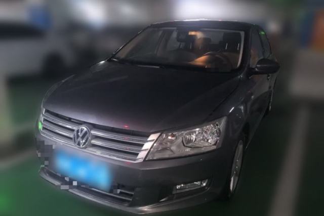 Ojetý Volkswagen Santana 2015 1.6L Automatic Comfort Edition