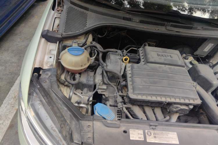 Used Volkswagen Santana 2015 Haval H6 1.6L Automatic Comfort Model Engine Bay Right