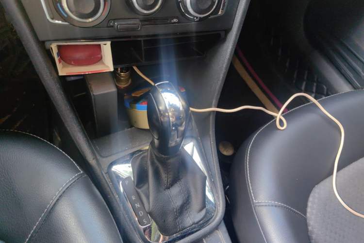 Used Volkswagen Santana 2015 Haval H6 1.6L Automatic Comfort Model Gear Lever