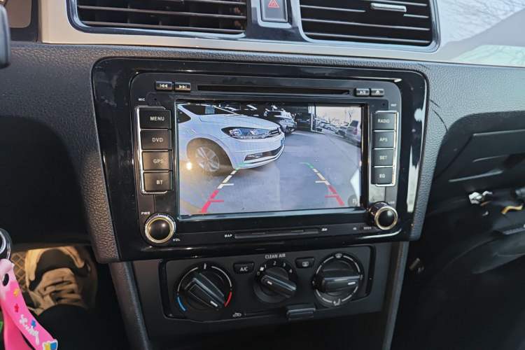 Used Volkswagen Santana 2015 Haval H6 1.6L Automatic Luxury Model Audio And AC Panel