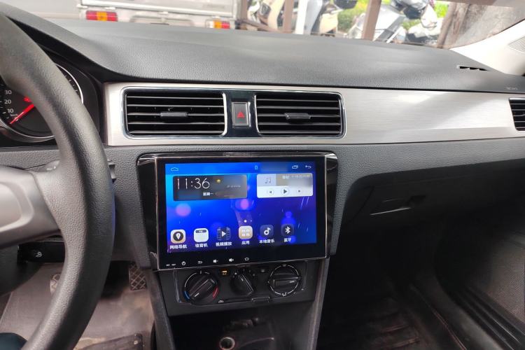 Used Volkswagen Santana 2015 Haval H6 1.6L Automatic Comfort Model Audio And AC Panel