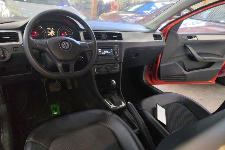 Used Volkswagen Santana 2015 Haval H6 1.6L Automatic Comfort Model Center Console