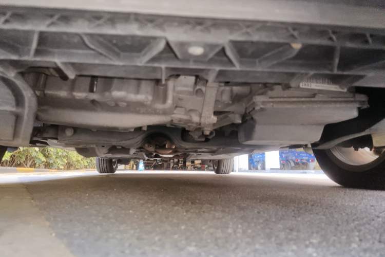 Used Volkswagen Santana 2015 Haval H6 1.6L Automatic Comfort Model Chassis Front
