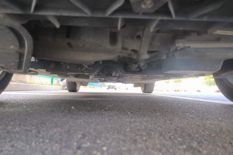 Used Volkswagen Santana 2015 Haval H6 1.6L Automatic Comfort Model Chassis Front
