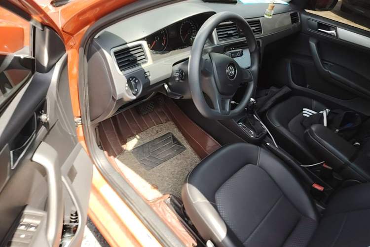 Used Volkswagen Santana 2015 Haval H6 1.6L Automatic Comfort Model Driver Seat