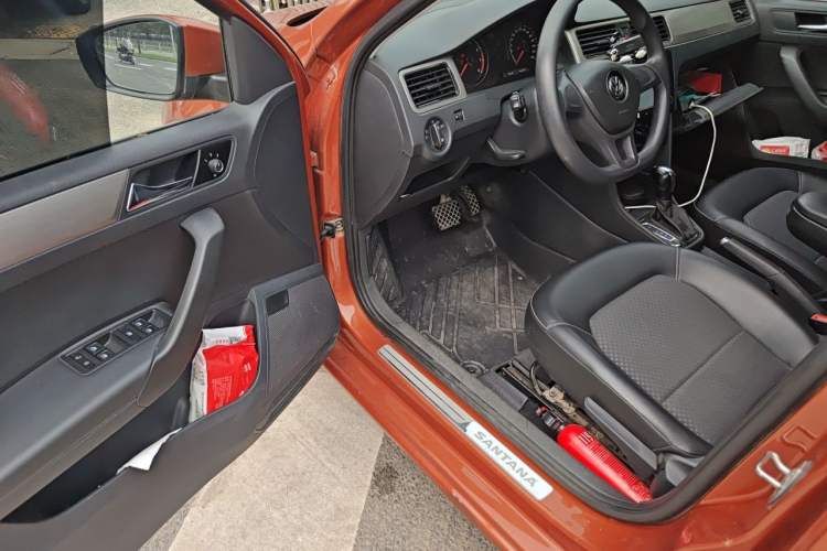 Used Volkswagen Santana 2015 Haval H6 1.6L Automatic Comfort Model Driver Seat