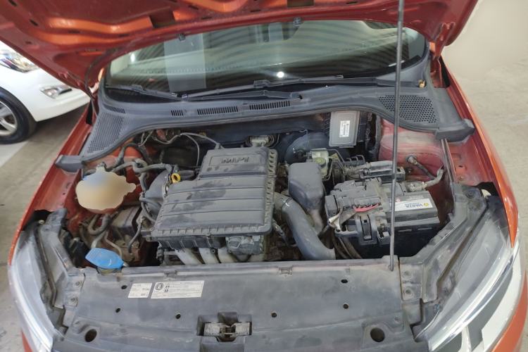 Used Volkswagen Santana 2015 Haval H6 1.6L Automatic Comfort Model Engine Bay