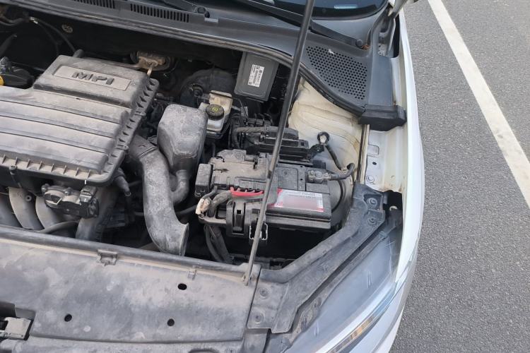 Used Volkswagen Santana 2015 Haval H6 1.6L Automatic Comfort Model Engine Bay Left