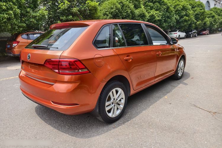 Used Volkswagen Santana 2015 Haval H6 1.6L Automatic Comfort Model Exterior 3