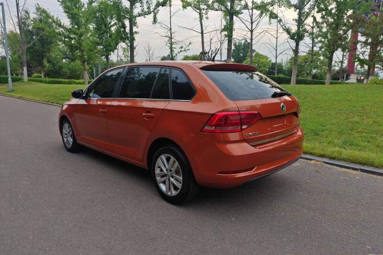 Used Volkswagen Santana 2015 Haval H6 1.6L Automatic Comfort Model Exterior 6