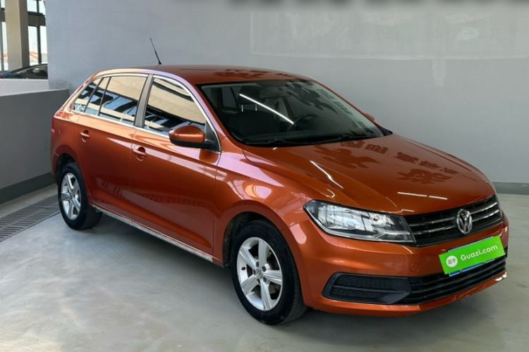 Used Volkswagen Santana 2015 Haval H6 1.6L Automatic Luxury Model Exterior 6