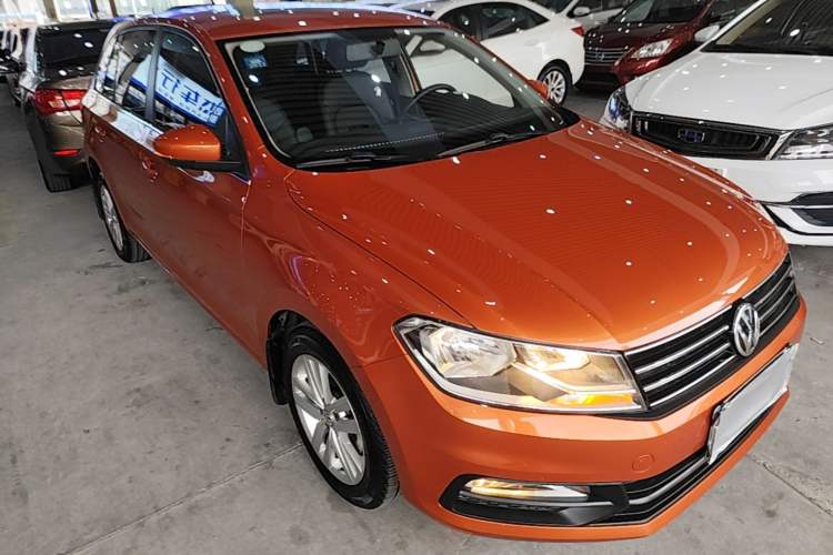 Used Volkswagen Santana 2015 Haval H6 1.6L Automatic Comfort Model Front Right 45 Deg