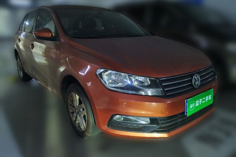 Used Volkswagen Santana 2015 HaoNa 230TSI DSG Comfort Model Front Right 45 Deg