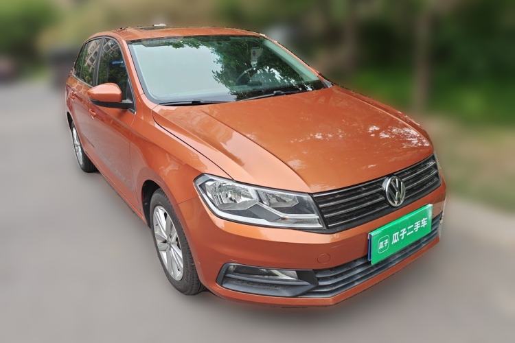 Used Volkswagen Santana 2015 HaoNa 230TSI DSG Comfort Model Front Right 45 Deg