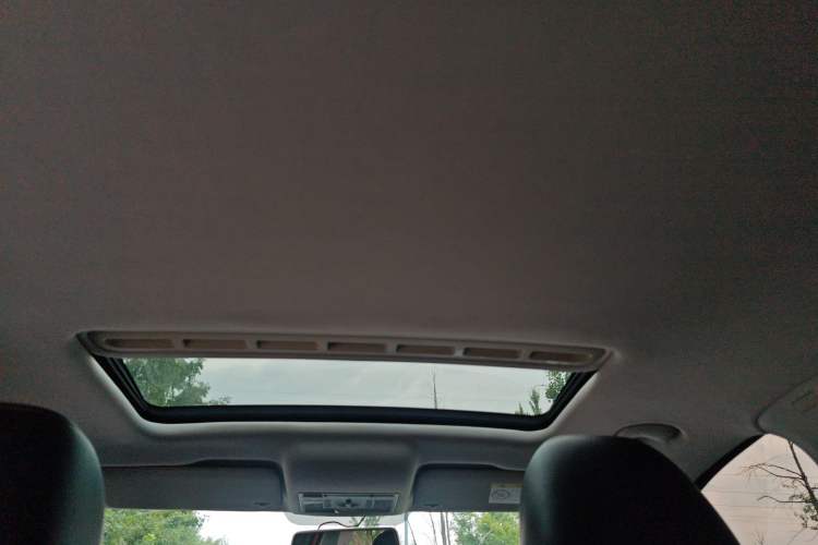Used Volkswagen Santana 2015 Haval H6 1.6L Automatic Comfort Model Headliner
