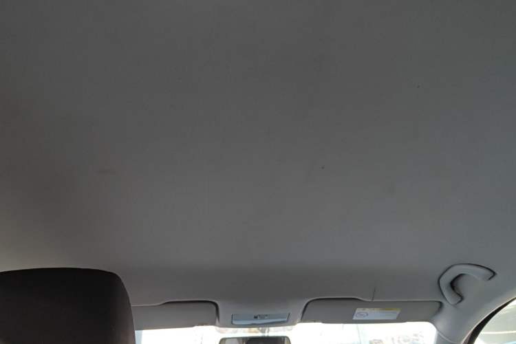 Used Volkswagen Santana 2015 Haval H6 1.6L Automatic Luxury Model Headliner