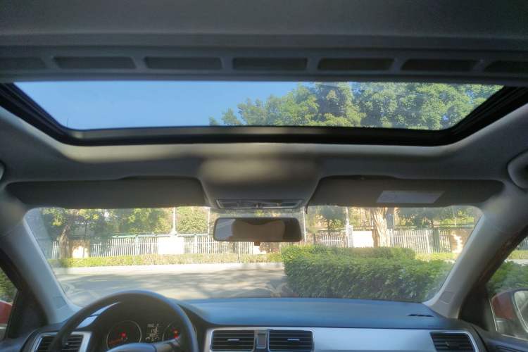 Used Volkswagen Santana 2015 Haval H6 1.6L Automatic Comfort Model Headliner