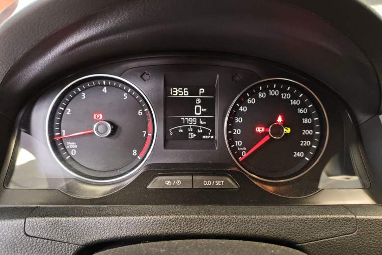 Used Volkswagen Santana 2015 HaoNa 230TSI DSG Comfort Model Instrument Cluster