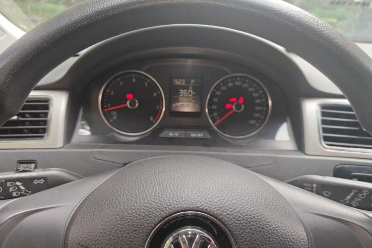 Used Volkswagen Santana 2015 HaoNa 230TSI DSG Comfort Model Instrument Cluster