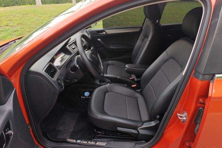 Used Volkswagen Santana 2015 Haval H6 1.6L Automatic Comfort Model Interior 2