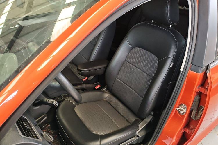 Used Volkswagen Santana 2015 HaoNa 230TSI DSG Comfort Model Left Front Seat